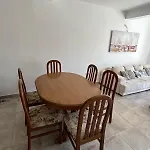 Nadalina Nyaraló *