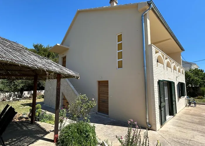 Nadalina Holiday home Debeljak