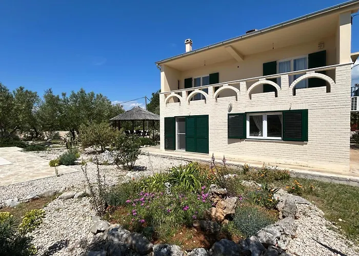 Holiday home Nadalina